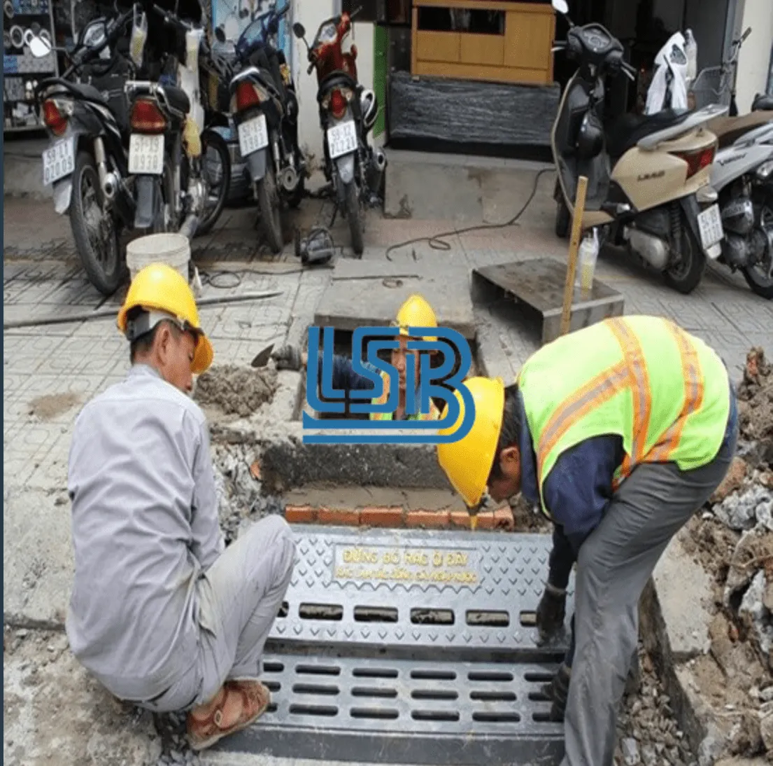 lắp đặt bó vỉa gang cầu xiên LSB